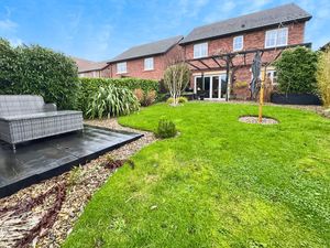 Photo 11- click for photo gallery